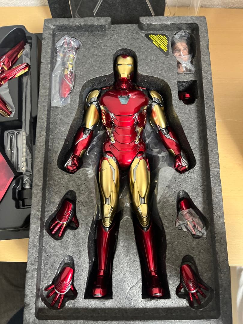 ホットトイズ　アイアンマン　マーク85 ヘッド付き
