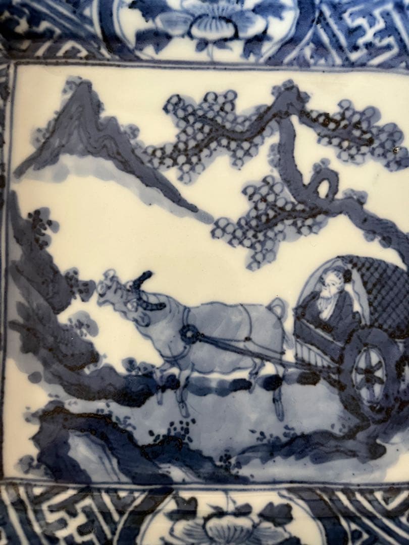 希少無傷　中国美術　明　天啓古染付　牛車に翁　紗綾紋　隅切角皿　古伊万里　清朝期