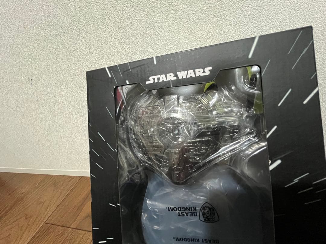 未開封　ミレニアムファルコン　EAF-003 メタリッククロームバージョン