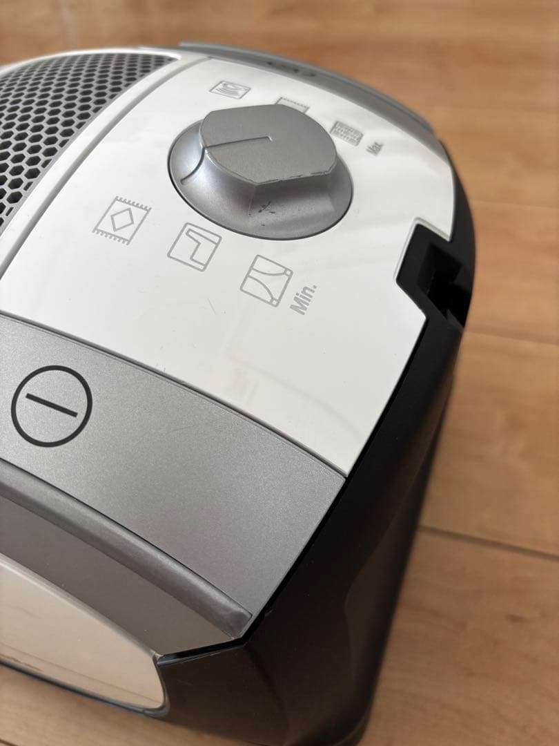 Miele Compact C1 Pure Suction 本体
