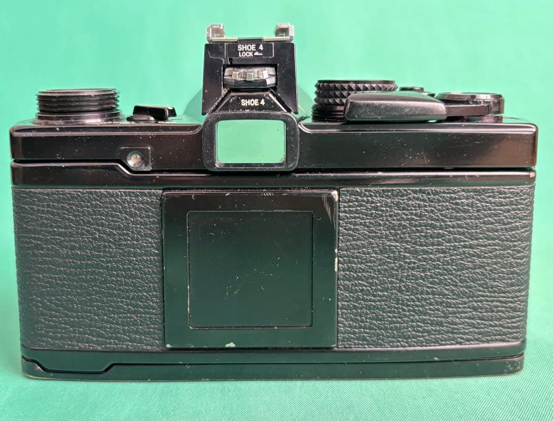 ★ OLYMPUS OM-2N BLACK + 広角レンズ 35mm