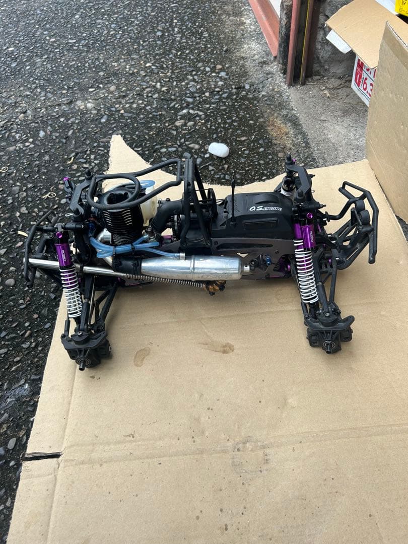 サベージX4.6 オフロードRCカー ガソリンエンジン