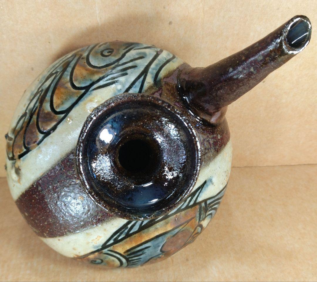 【本物保証】金城次郎 カラカラ(魚,海老文）本人直筆共箱 栞 人間国宝 壷屋焼