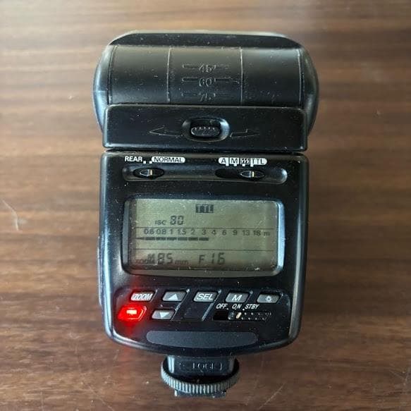 デジタルカメラ Nikon D60 AF-S 18-55mm VR Nikon SB-26