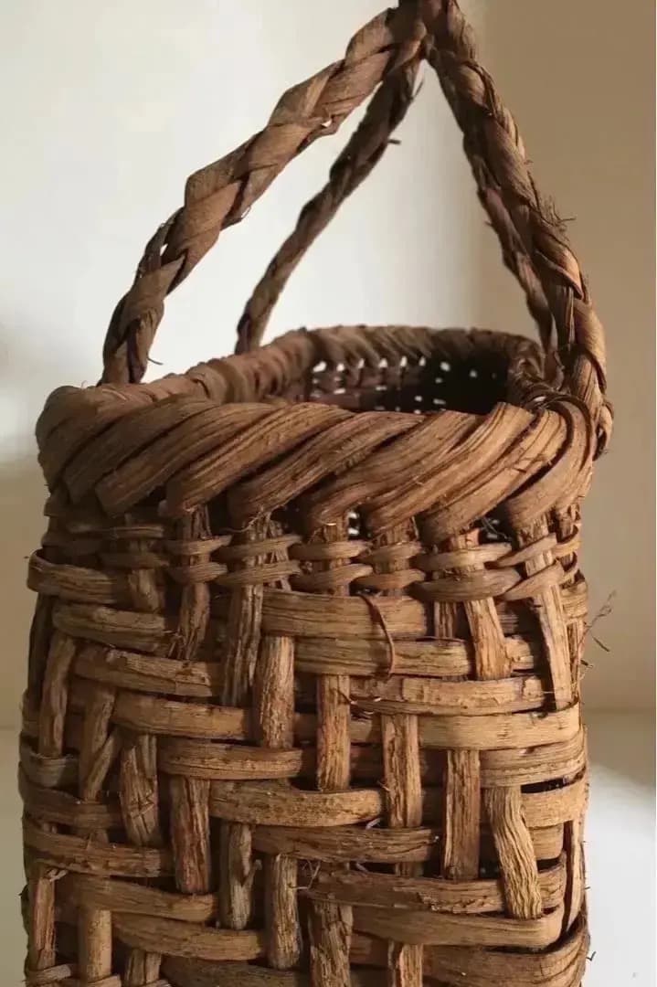 津軽の伝統工芸品 迫力の自然美 山葡萄 籠バック(大) 津軽の手仕事