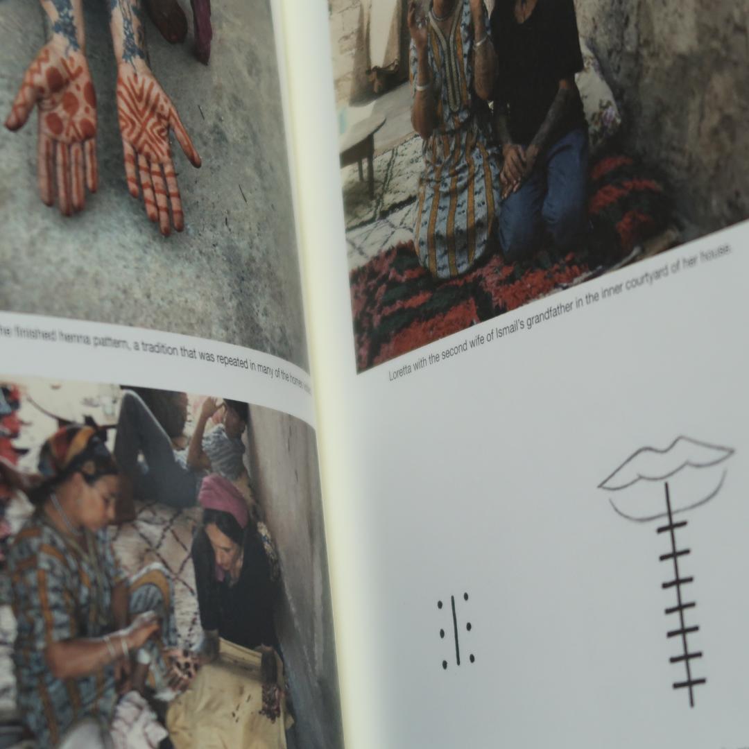 セール！　洋書 　Berber Tattooing　モロッコ アトラス　タトゥー