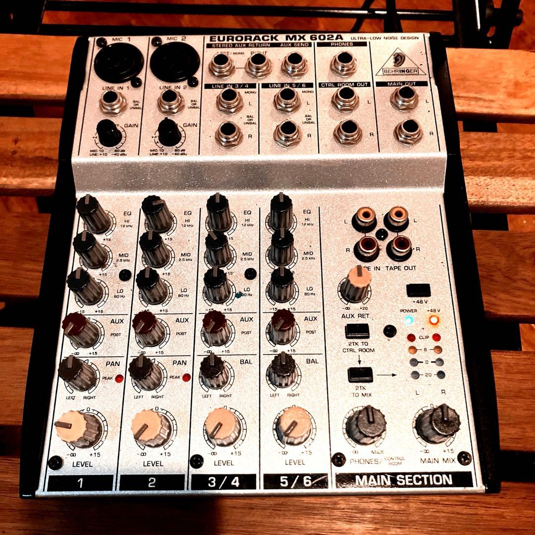 BEHRINGER MX602A ミキサー【純正アダプター付】