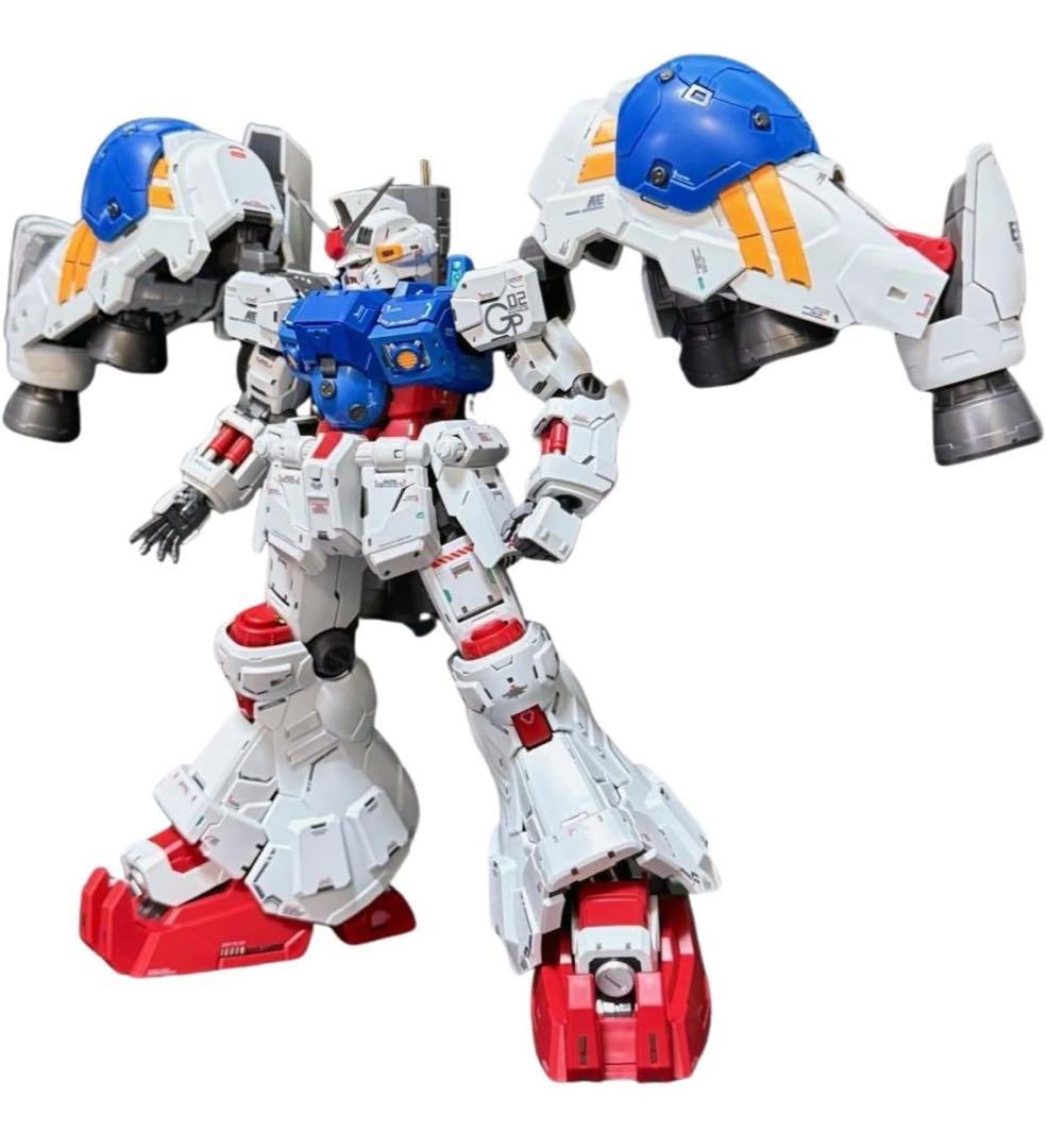 【新品・送料無料】ソロモン1/100ガンダム試作2号機 MLRS+クリア外装