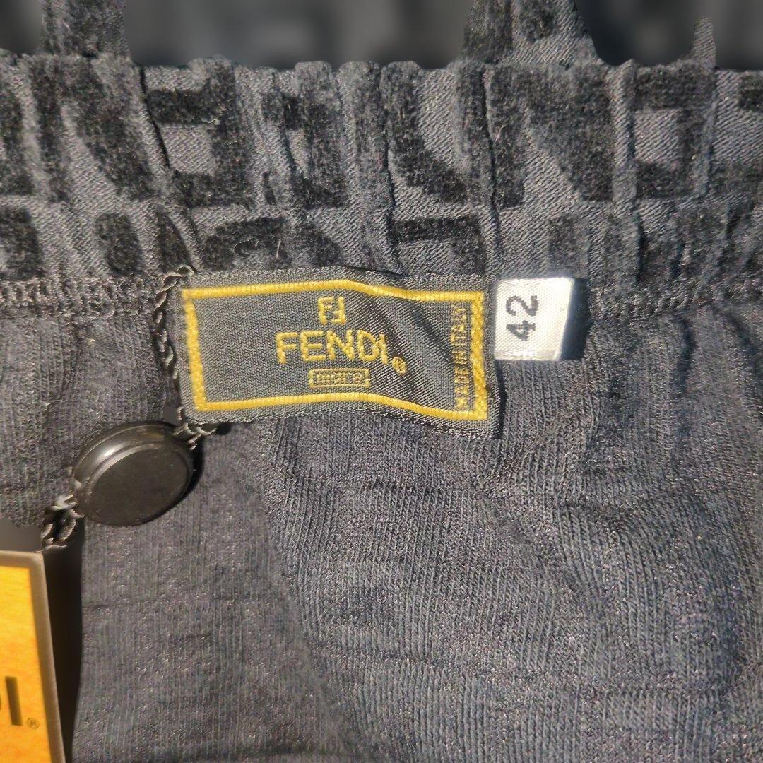 FENDI ロゴベロア調 タイトスカート