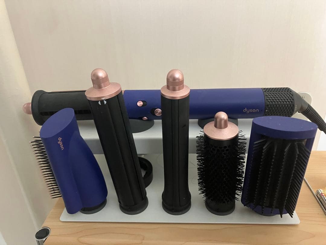 ダイソンエアラップロング(スタンド 付き) HS05