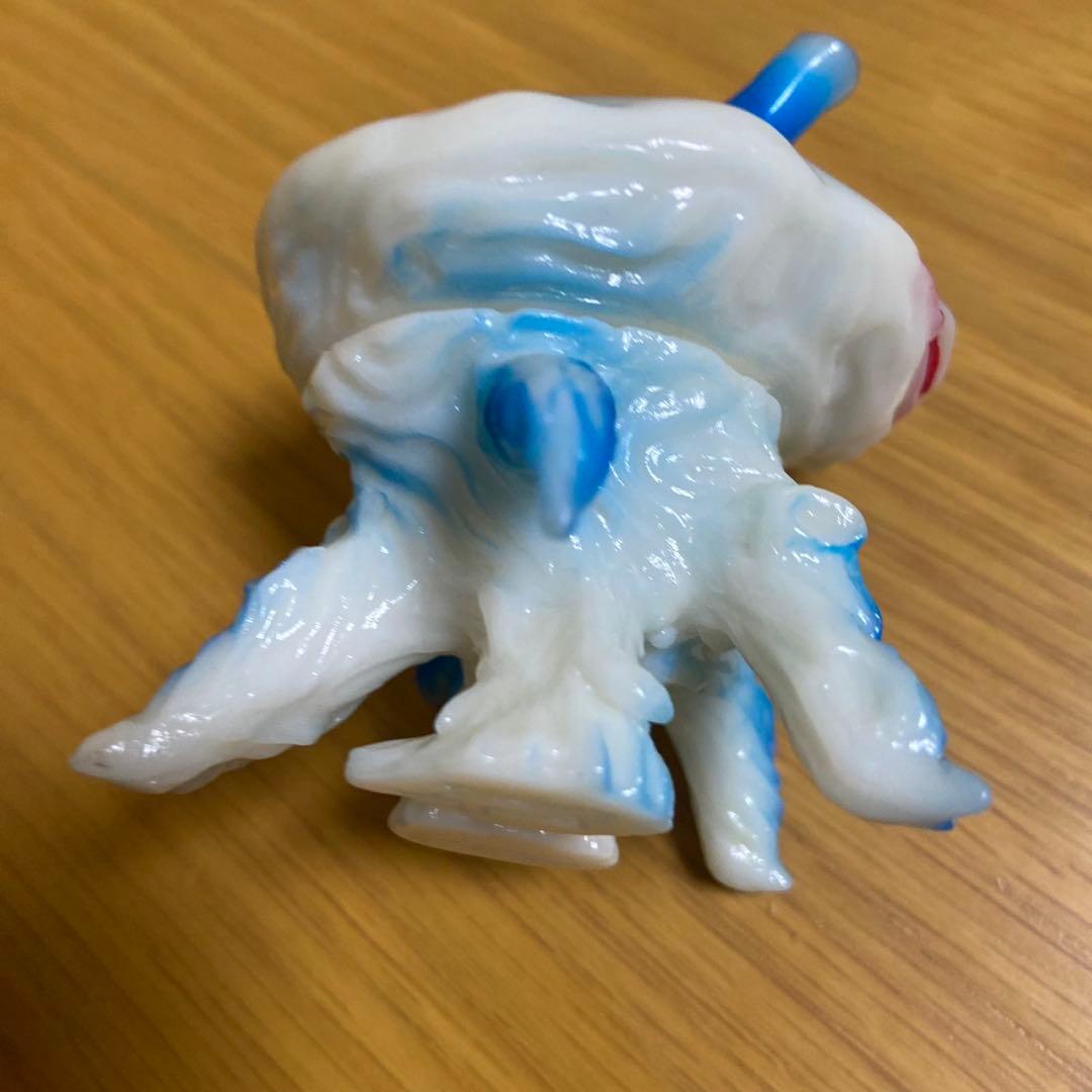 ヤモマーク プニゴン 乳白成型 ソフビ 5438