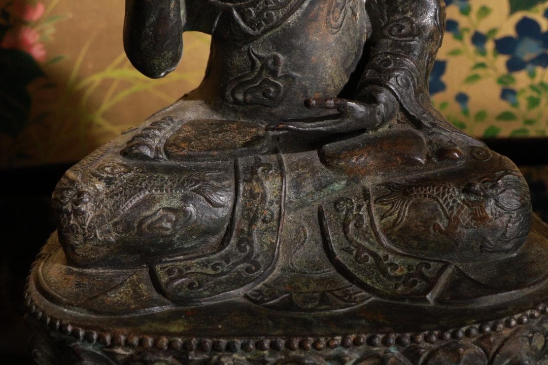 BE856 チベット仏　アミターバ　阿弥陀如来坐像　銅製　仏教美術