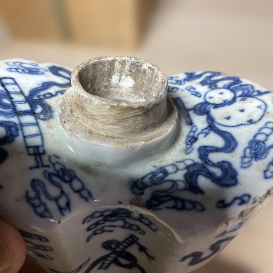 古染付分銅型茶壷　箱付