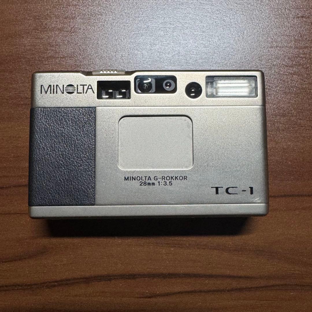 MINOLTA TC-1 コンパクトフィルムカメラ（ケース付き）