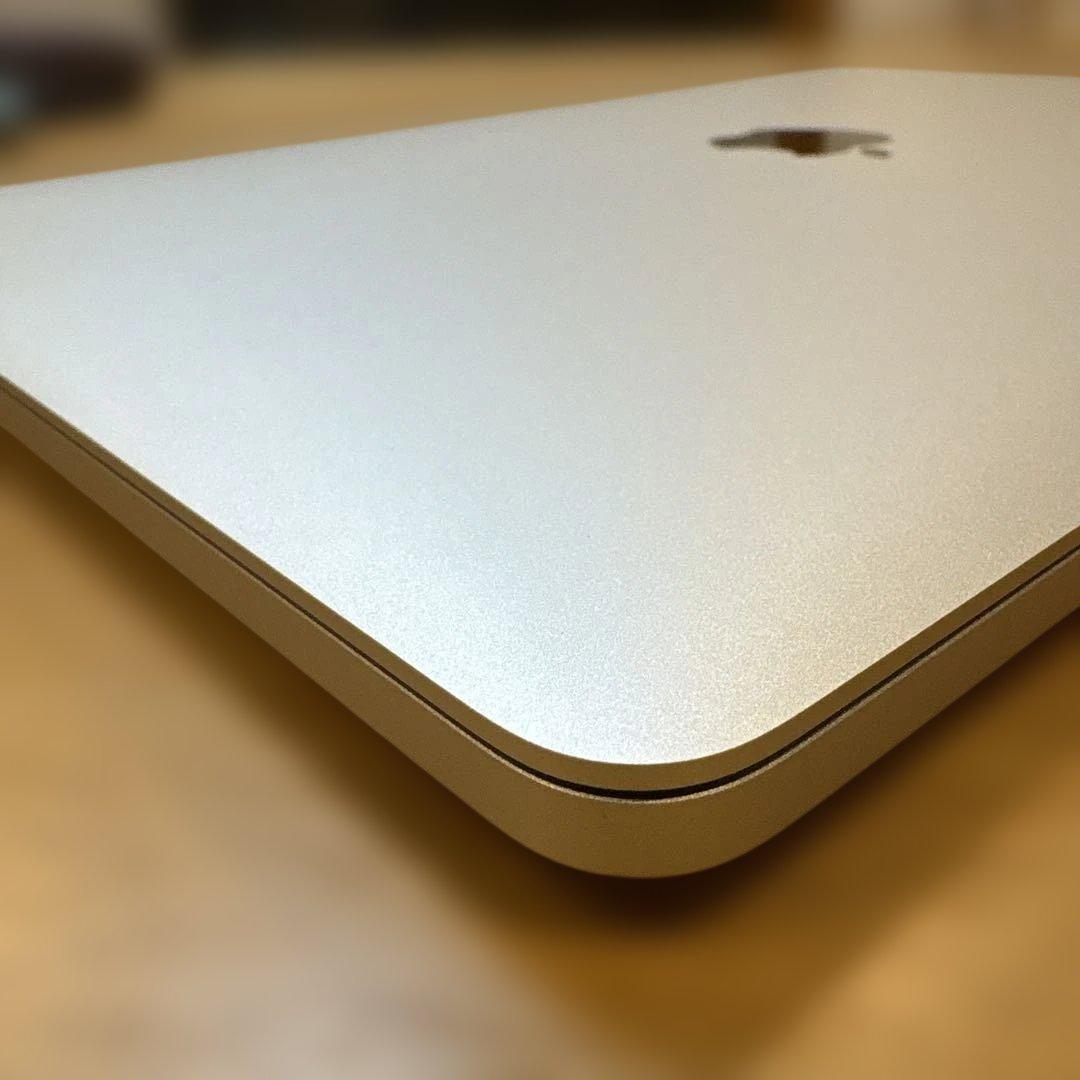 【充放電31回・超美品】MacBook Pro 13インチ 2017 シルバー