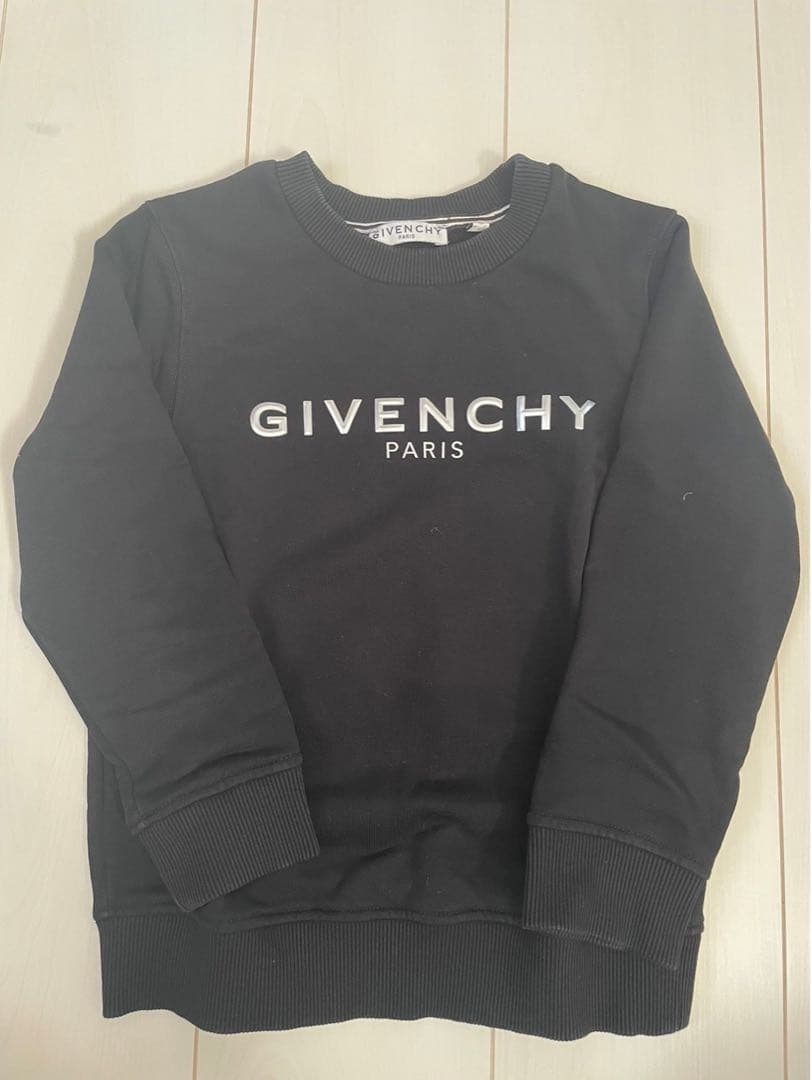 GIVENCHY ジバンシー 黒 トレーナー キッズ