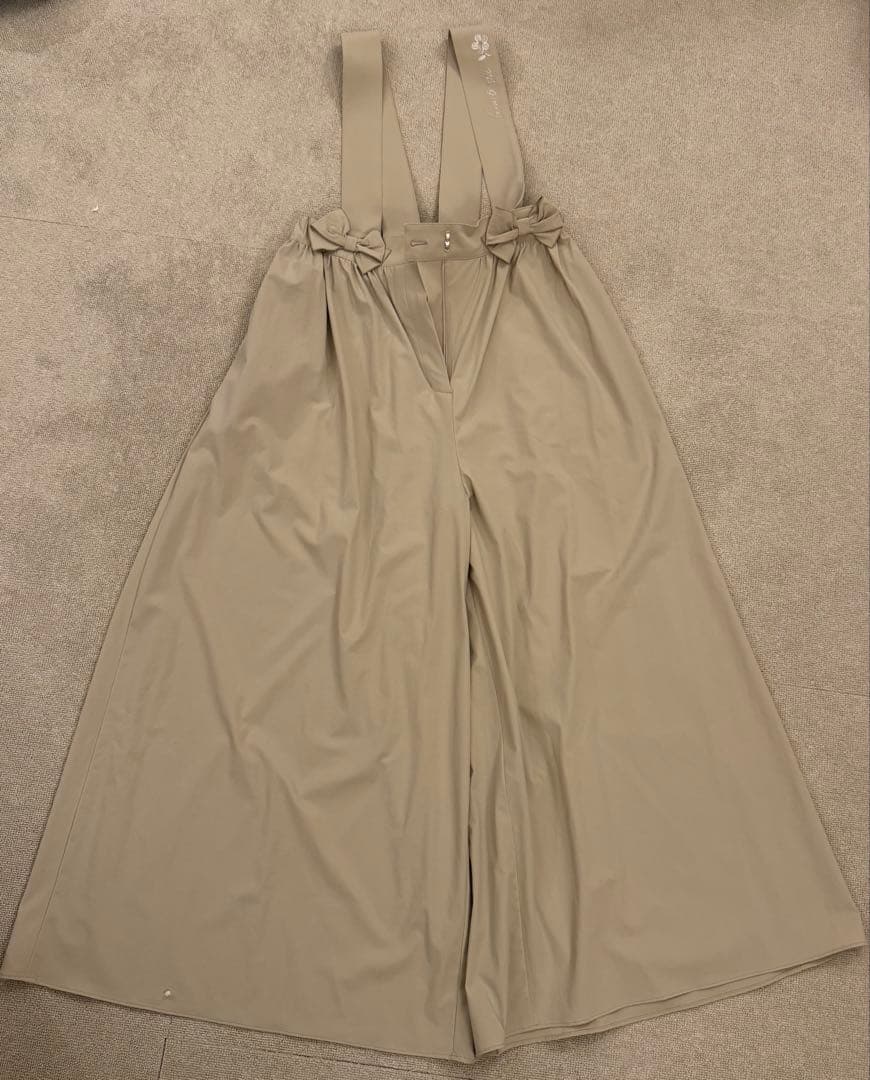 新品•未使用品　エムズグレーシー　リボン付きワイドパンツ　ベージュ