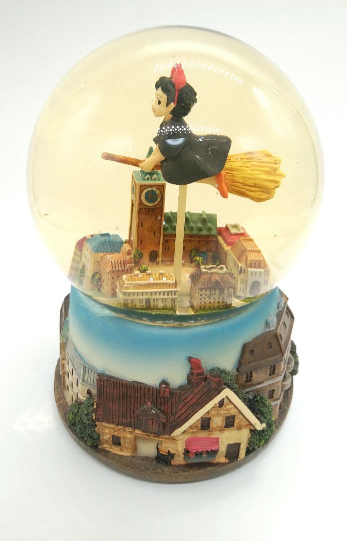 魔女の宅急便 ウォーターボール スノードーム　キキ　コリコの町並み