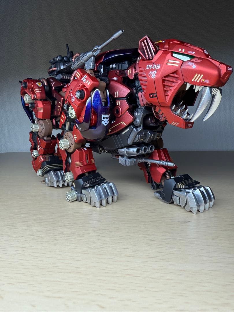 ロ*D様 AZ-05 ゾイド セイバータイガー 塗装済み完成品