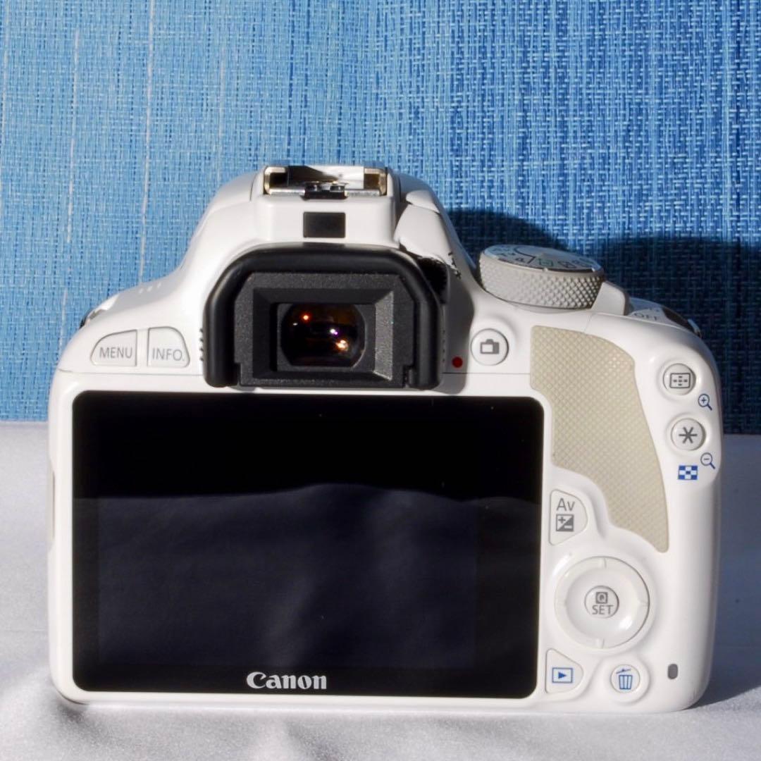 Canon EOS Kiss X7 ♥️超可愛い真っ白ボディ♪