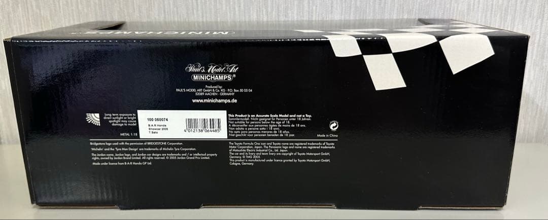 MINICHAMPS 1:18 ミニカー B.A.R Honda Showcar