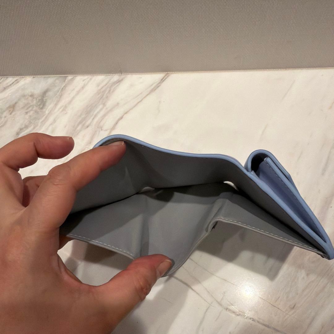 Balenciaga 三つ折り財布 ライトブルー