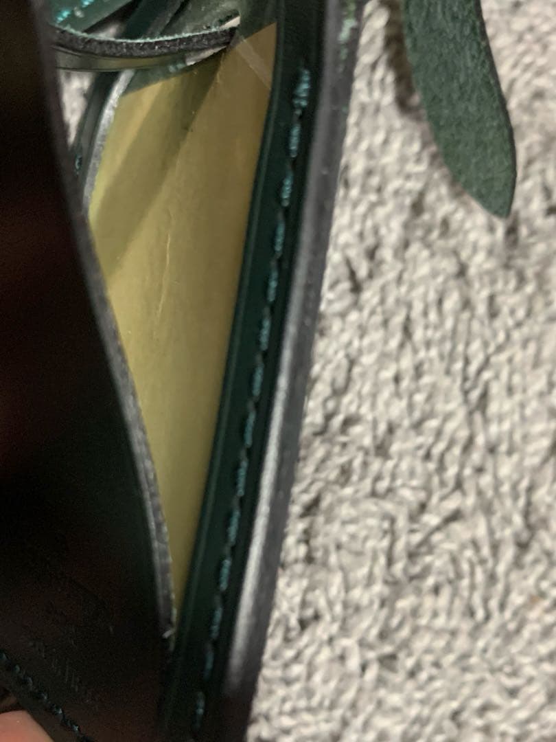 LOUIS VUITTON ネームタグ ダークグリーン。美品。希少。超おすすめ。