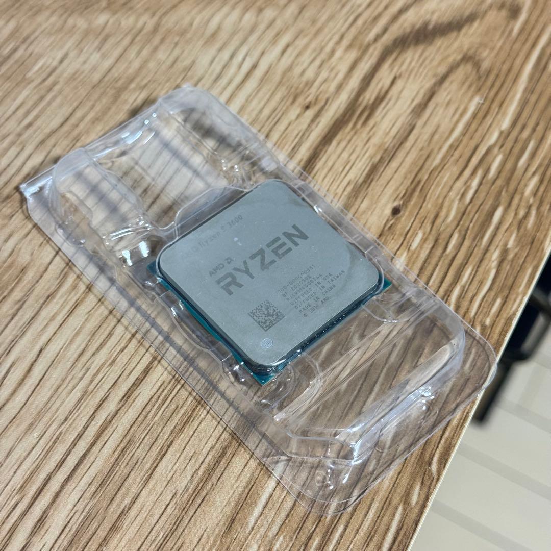 CPU AMD RYZEN 5 3600