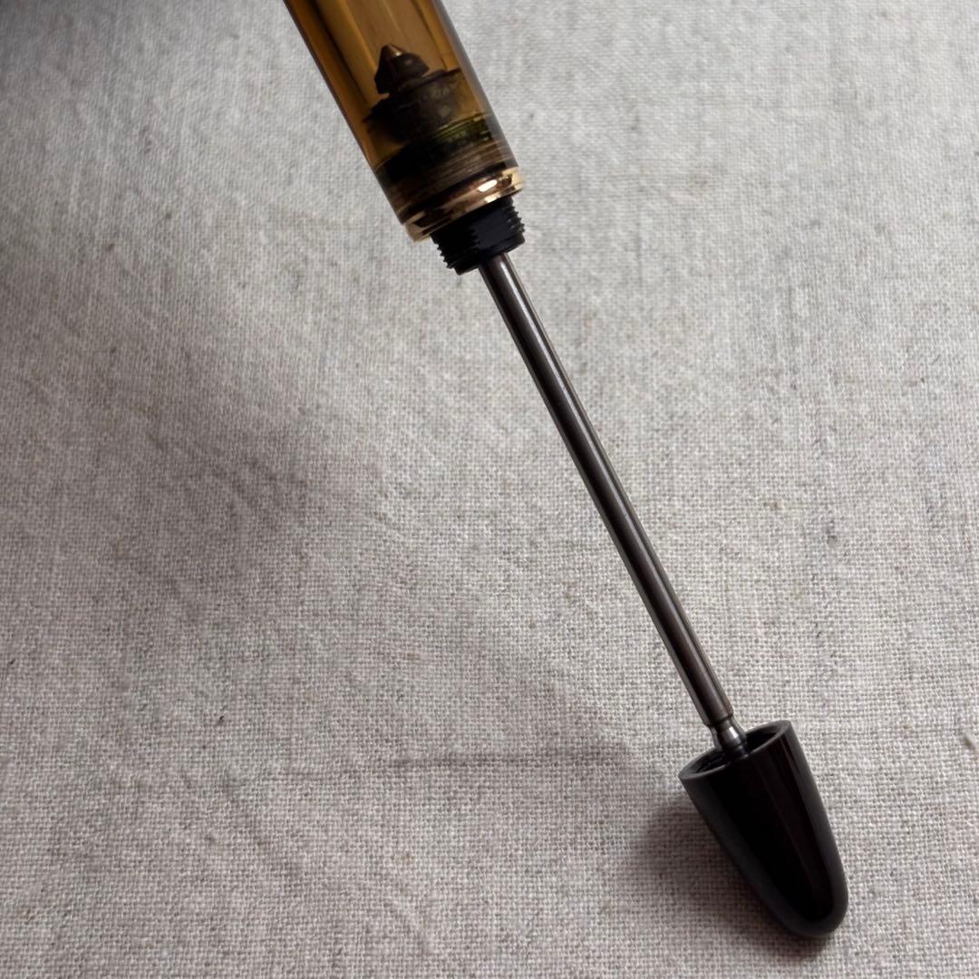 ✴︎PILOT✴︎パイロットCUSTOM カスタム ８２３　14K 585 B太字