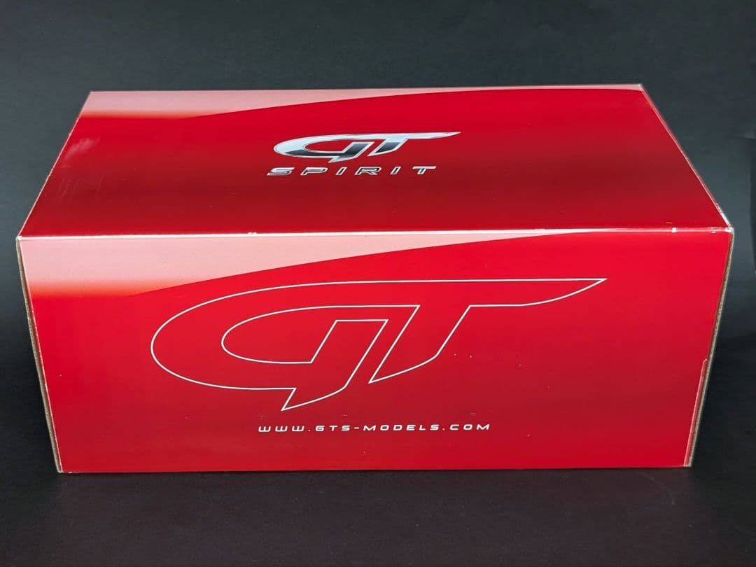 GTスピリット 1/18 PORSCHE 911 (993) GT2 EVO