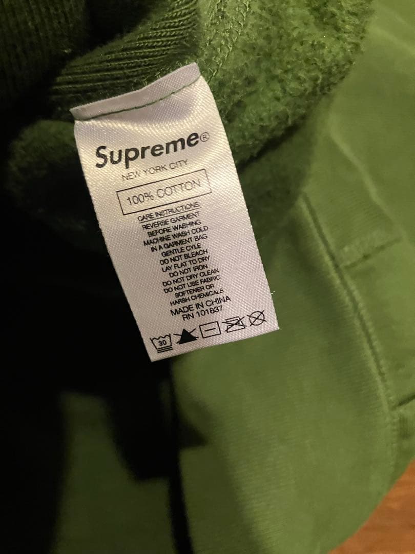 Supreme オリーブグリーン パーカー