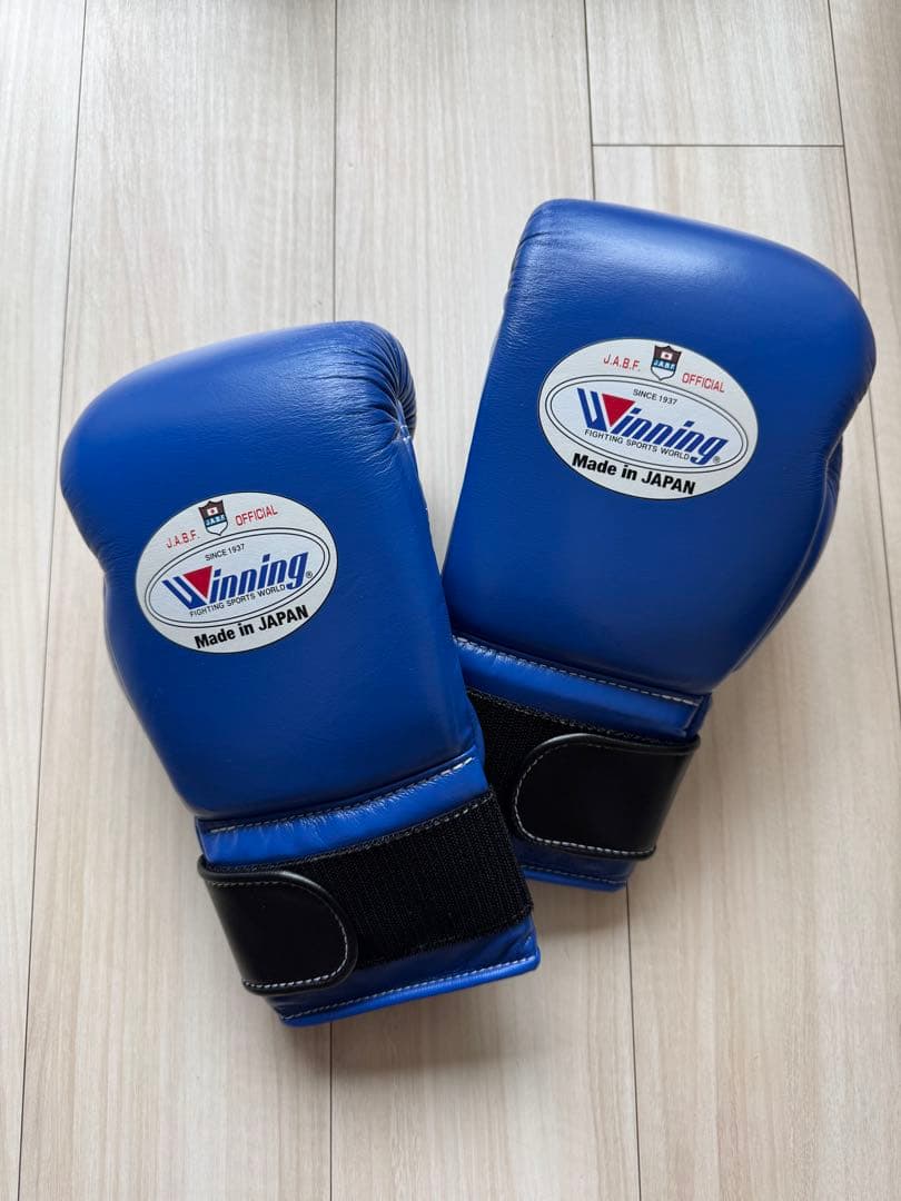 Winning ボクシンググローブ 12 oz 青　試合用　未使用