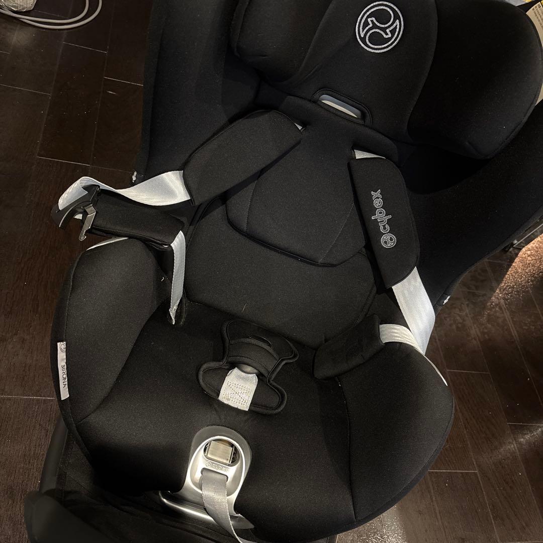 チャイルドシート アイソフィックス　車　ベビーチェア