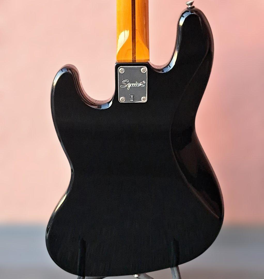 ■Squier Fender Classic Vibe 70 Jazz Bass