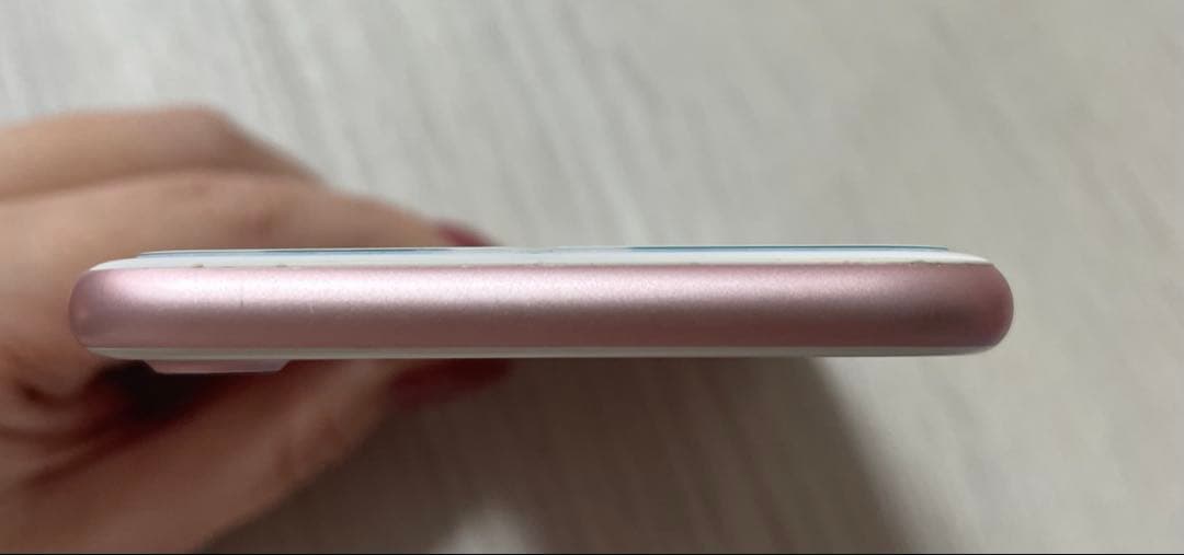 iPhone7 128GB ローズゴールド SiMフリー