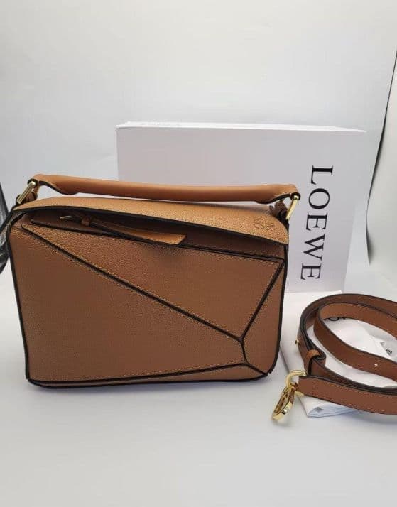 ロエベ ショルダーバッグ