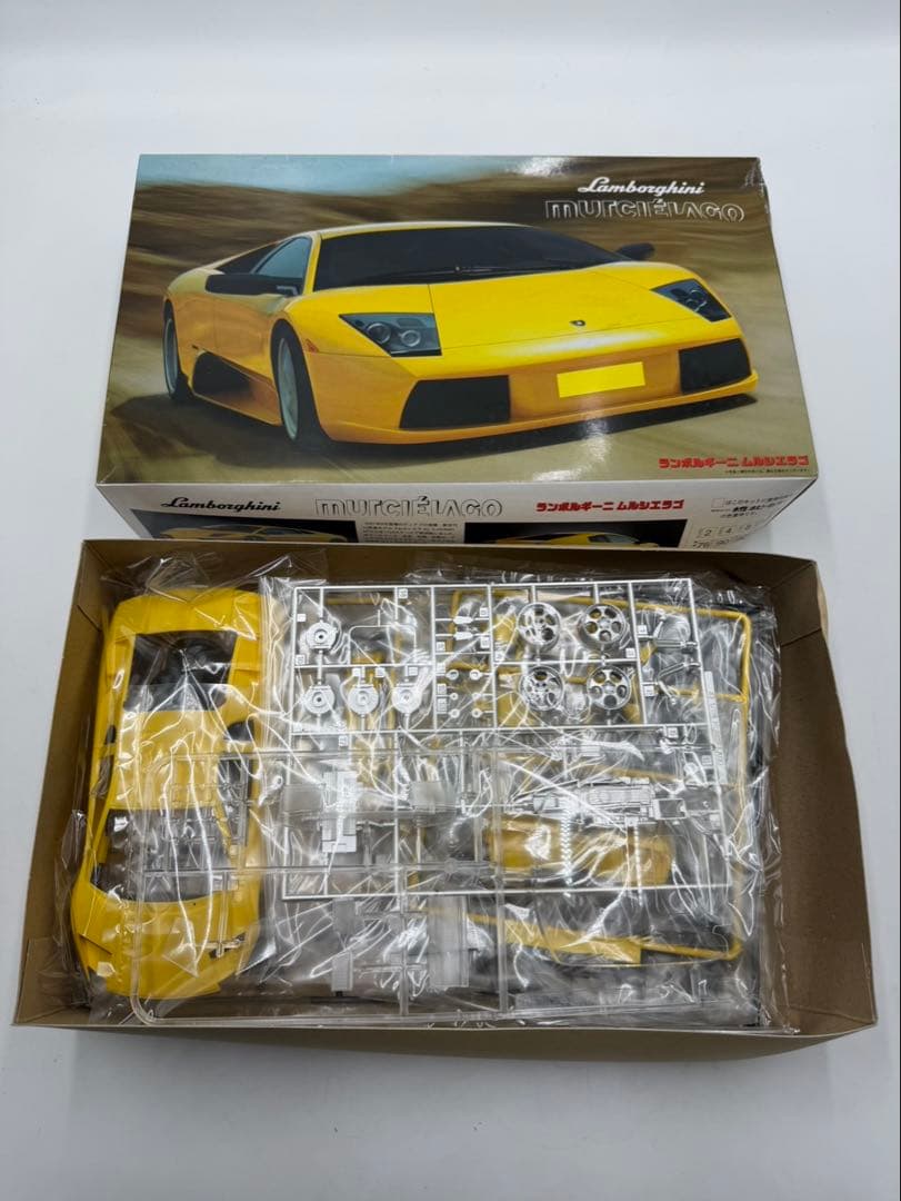 FUJIMI フジミ　ランボルギーニ　カウンタック　プラモデル