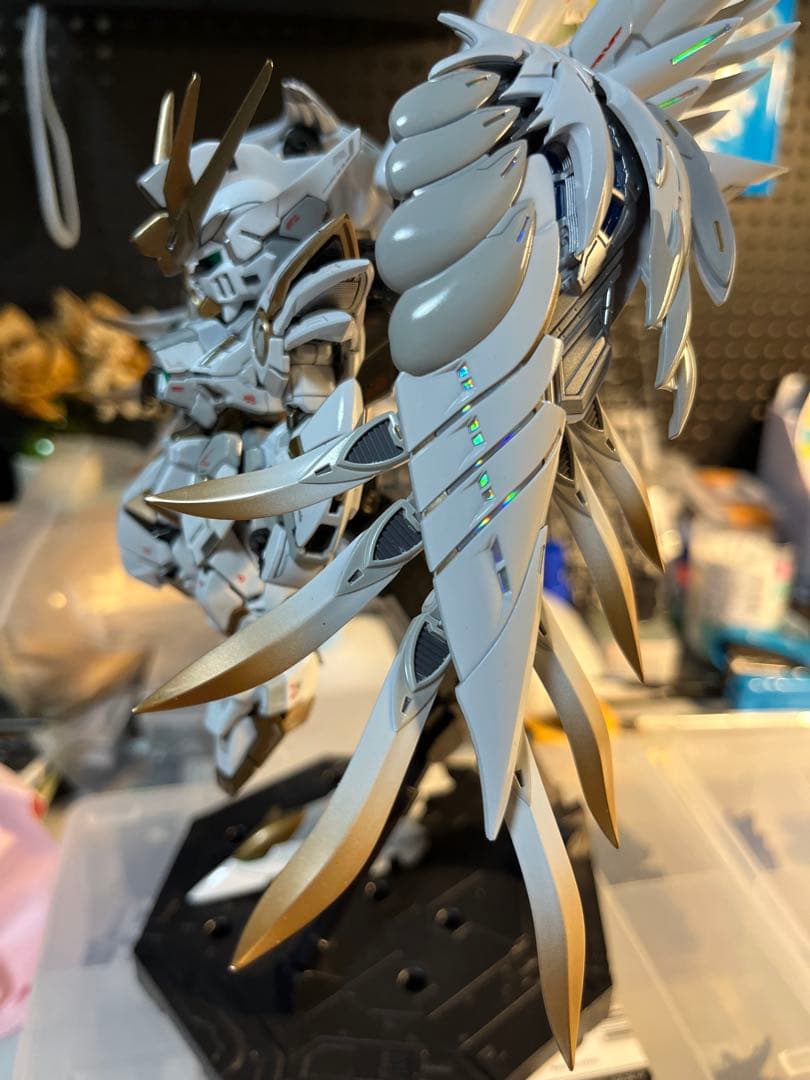 MGSD ウイングガンダムゼロewスノーホワイトプレリュード塗装完成品