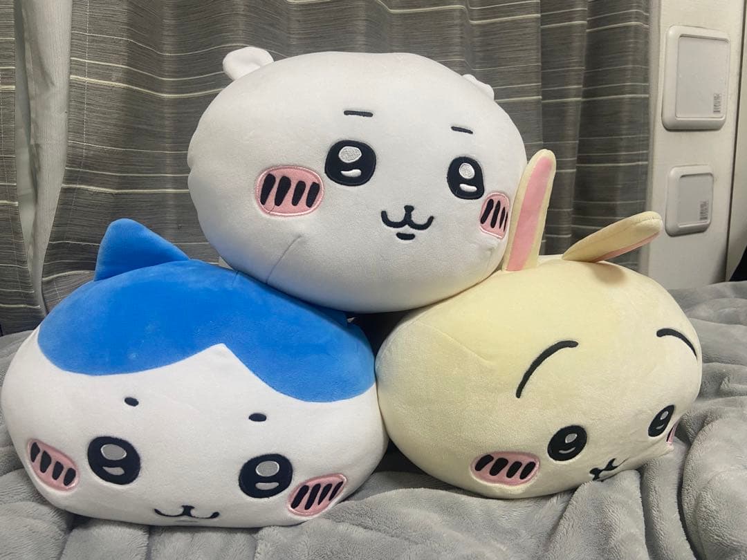 ちいかわ　だららんBIGぬいぐるみ　全3種セット