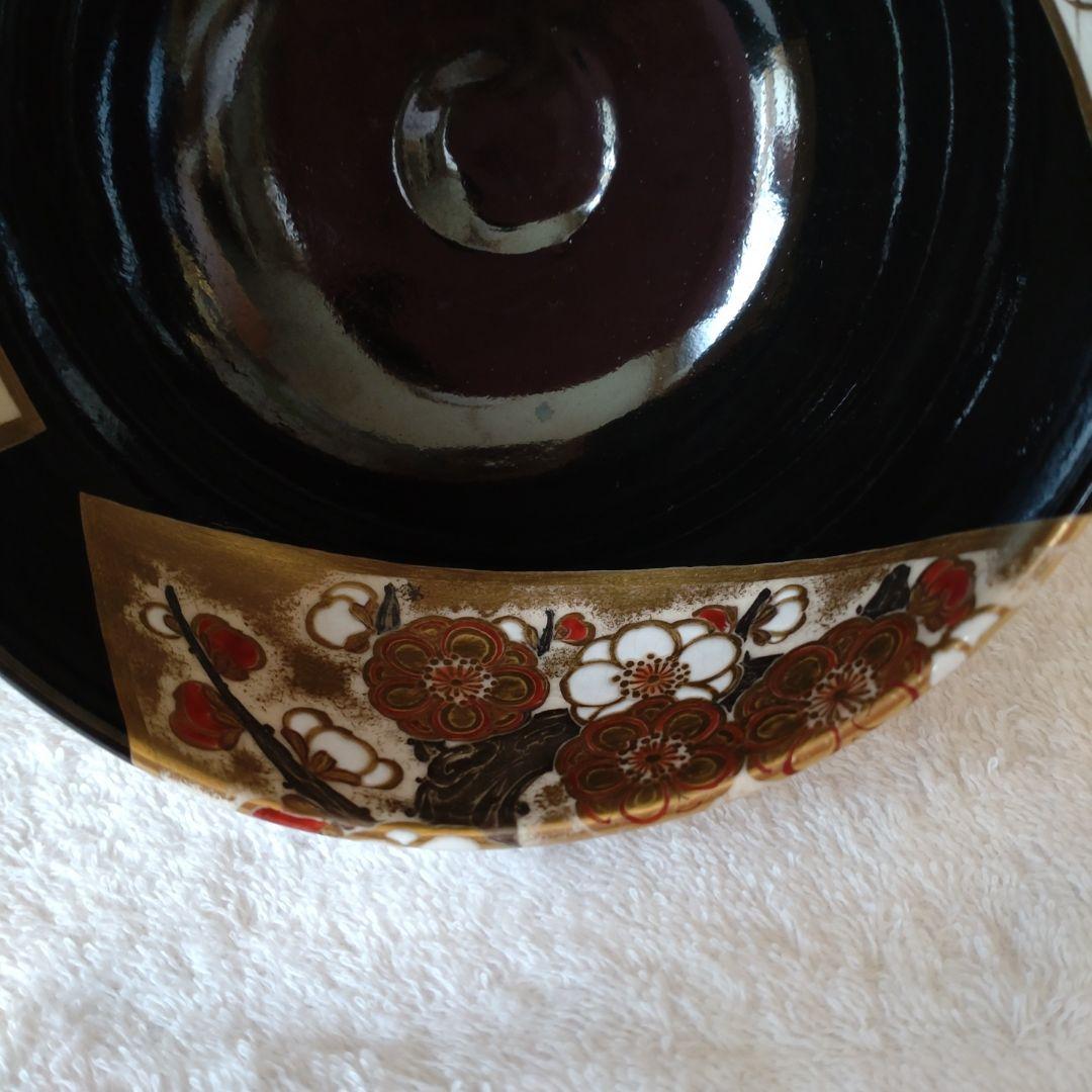 茶碗　四季草花絵　黒仁清　裏千家15世家元鵬雲斎箱書　真葛香斎造　共箱　外箱