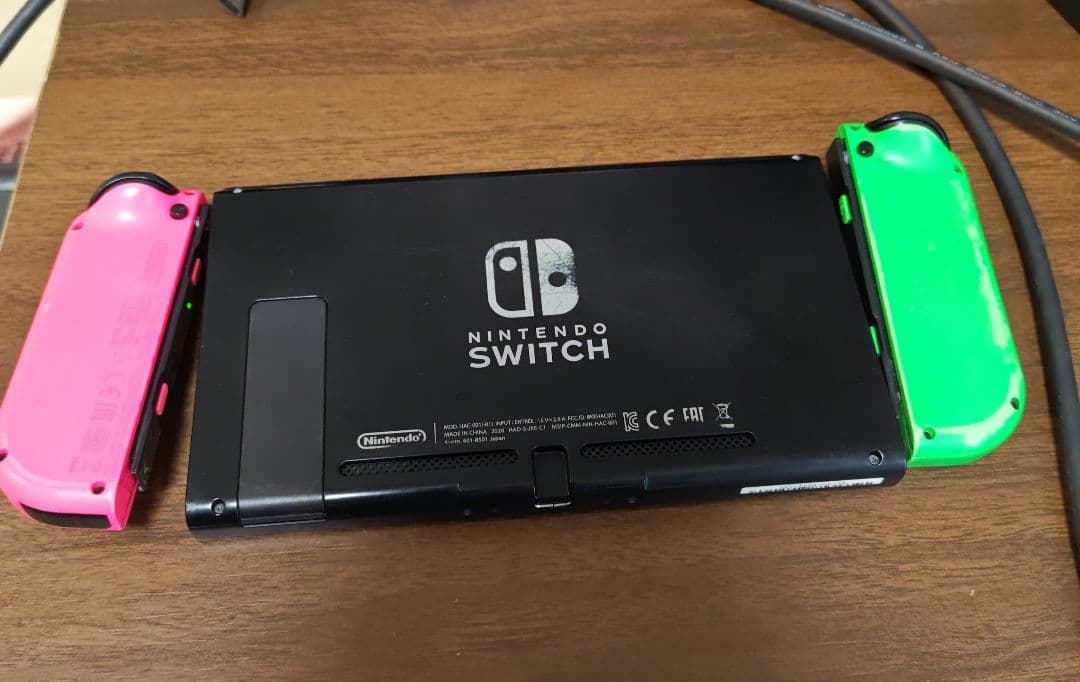 Nintendo Switch グリーン/ピンク 本体