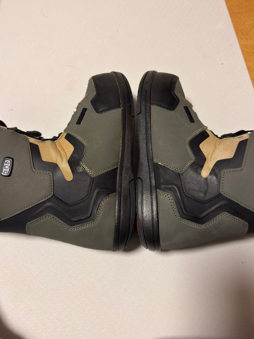 DEELUXE スノーボードブーツ 23-24 カービング/ラントリ用