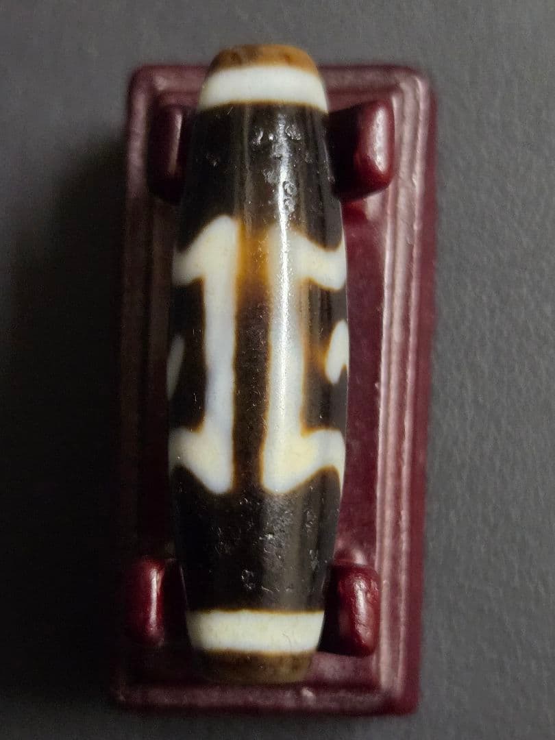 951 天珠　上質　大鵬鳥天珠 　　dzibeads！