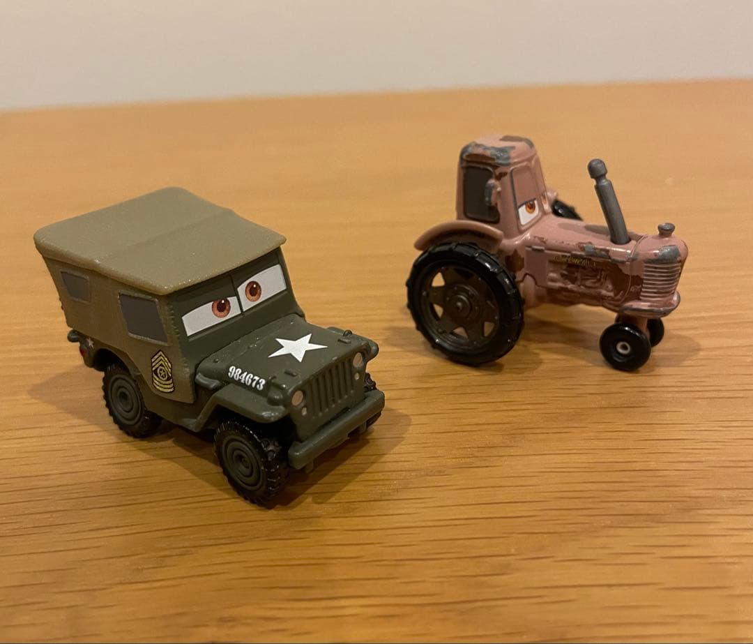 カーズ　トミカ　13台セット