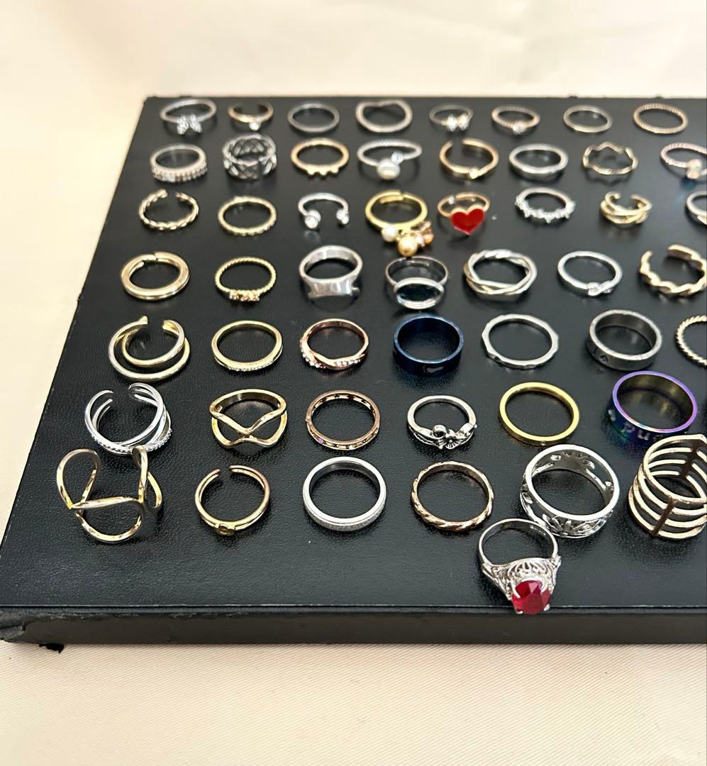 遺品整理品 豪華アクセサリー リング指輪 71点まとめ売りシルバーリングあり