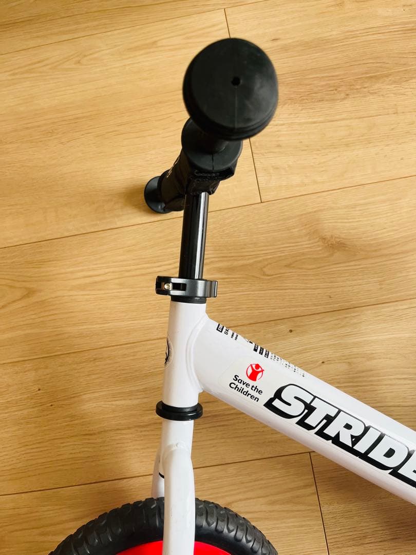 正規品　ストライダー　　STRIDER セーブザチルドレンモデル　プロテクター付