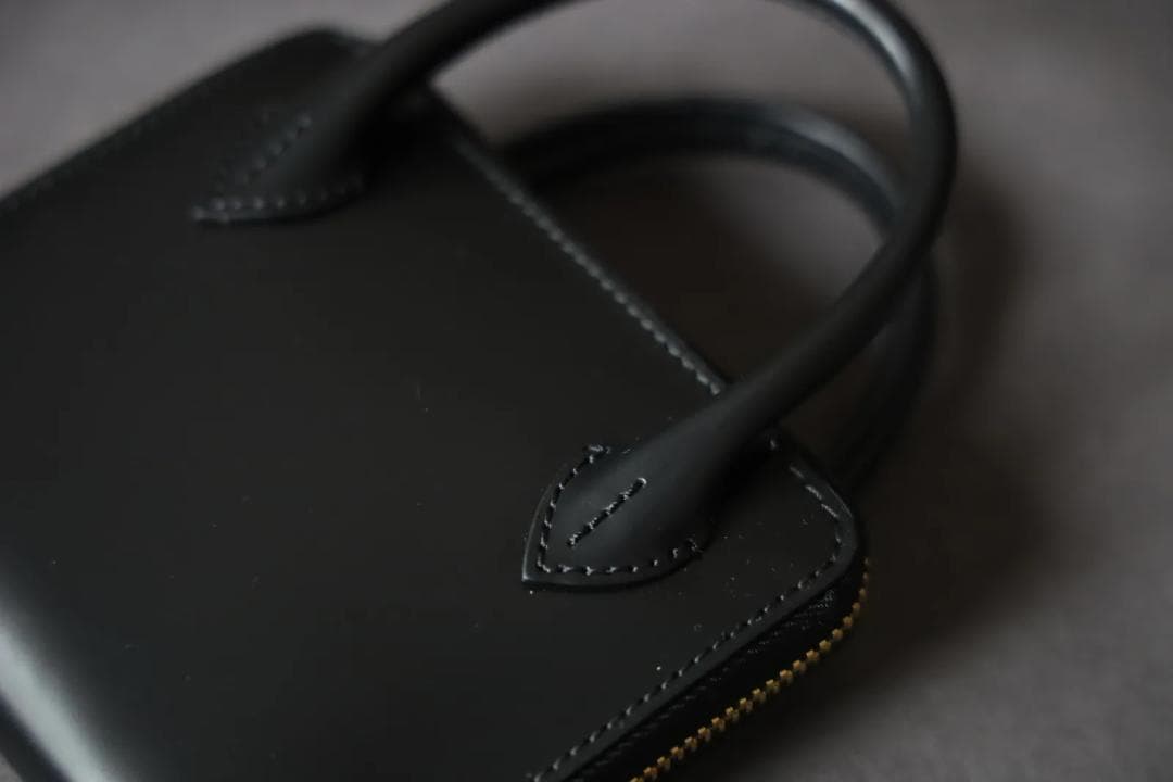 コムデギャルソン ハンドルウォレット 2つ折り財布 レザー 牛革 黒