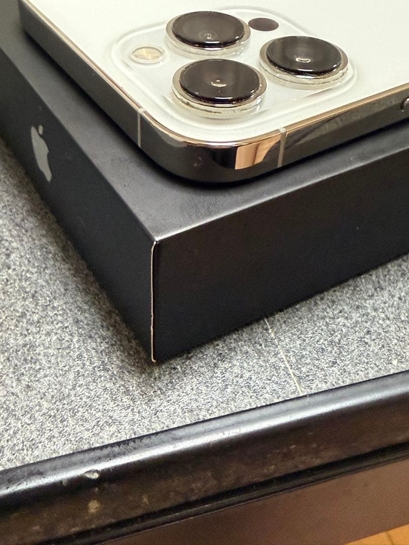 iPhone13 Pro Max 256GB シルバー