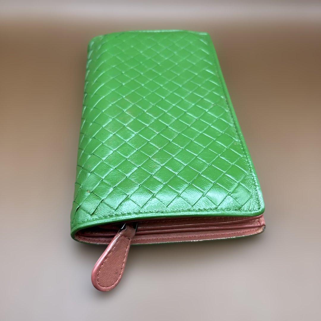 ◆正規品◆ボッティガヴェネタイントレチャート 二つ折りサイフ