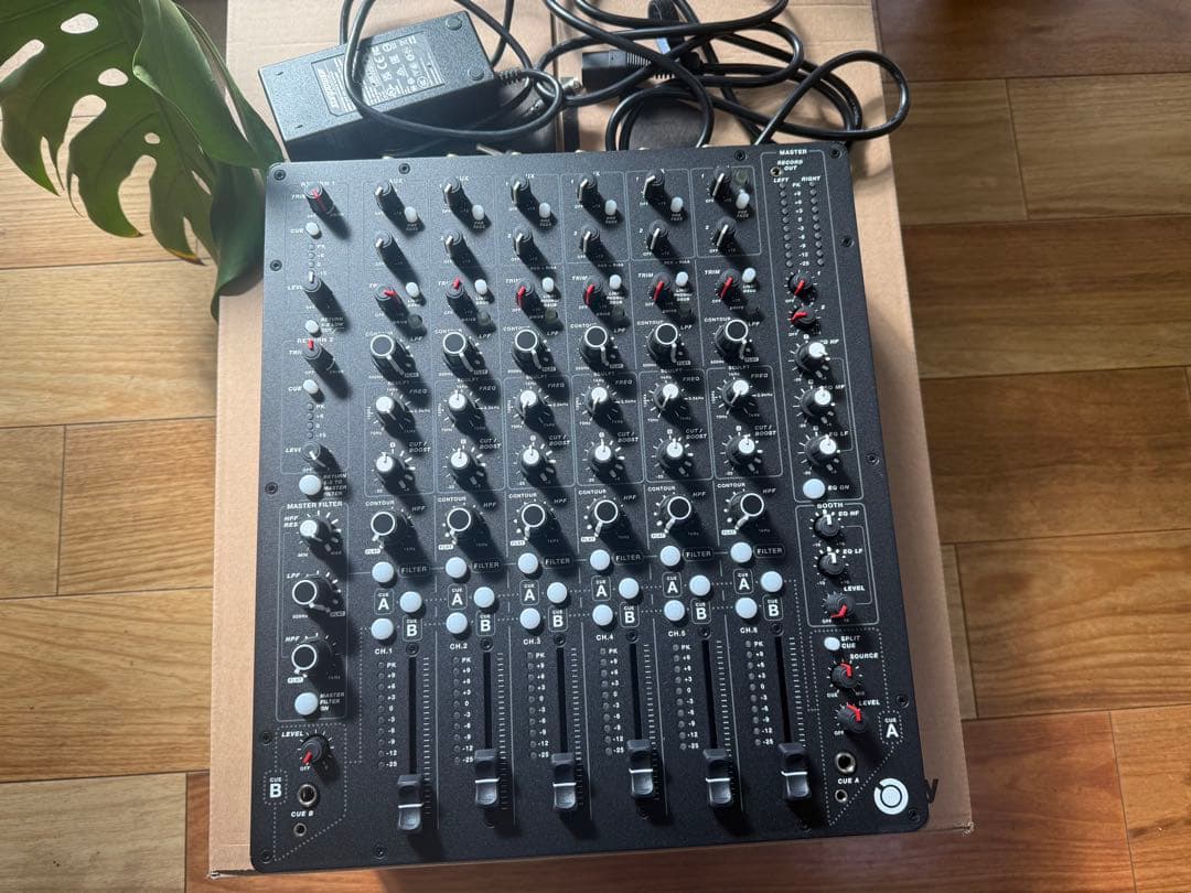 本日限定出品！PlayDifferently MODEL1 アナログミキサー